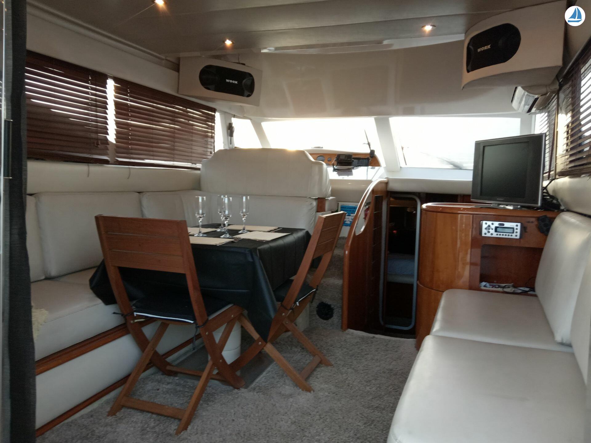 foto Azimut Az40 14
