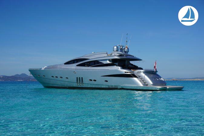 foto Pershing 90 1