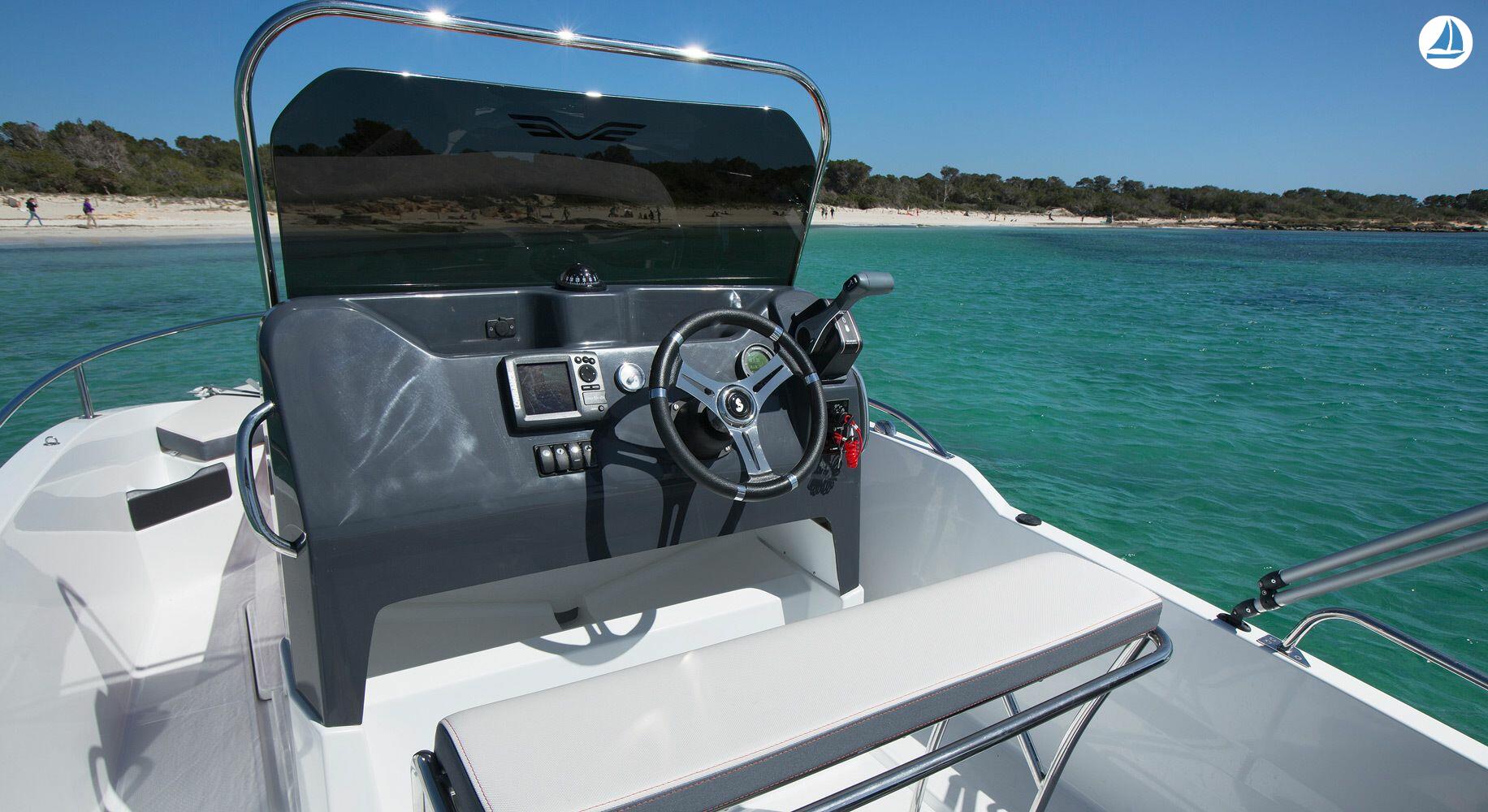 foto Beneteau 5,5 Flyer Spacedeck - Tamariu 2