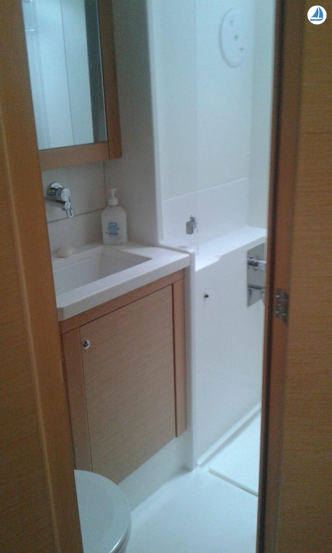 foto Lagoon 450 Sport 5