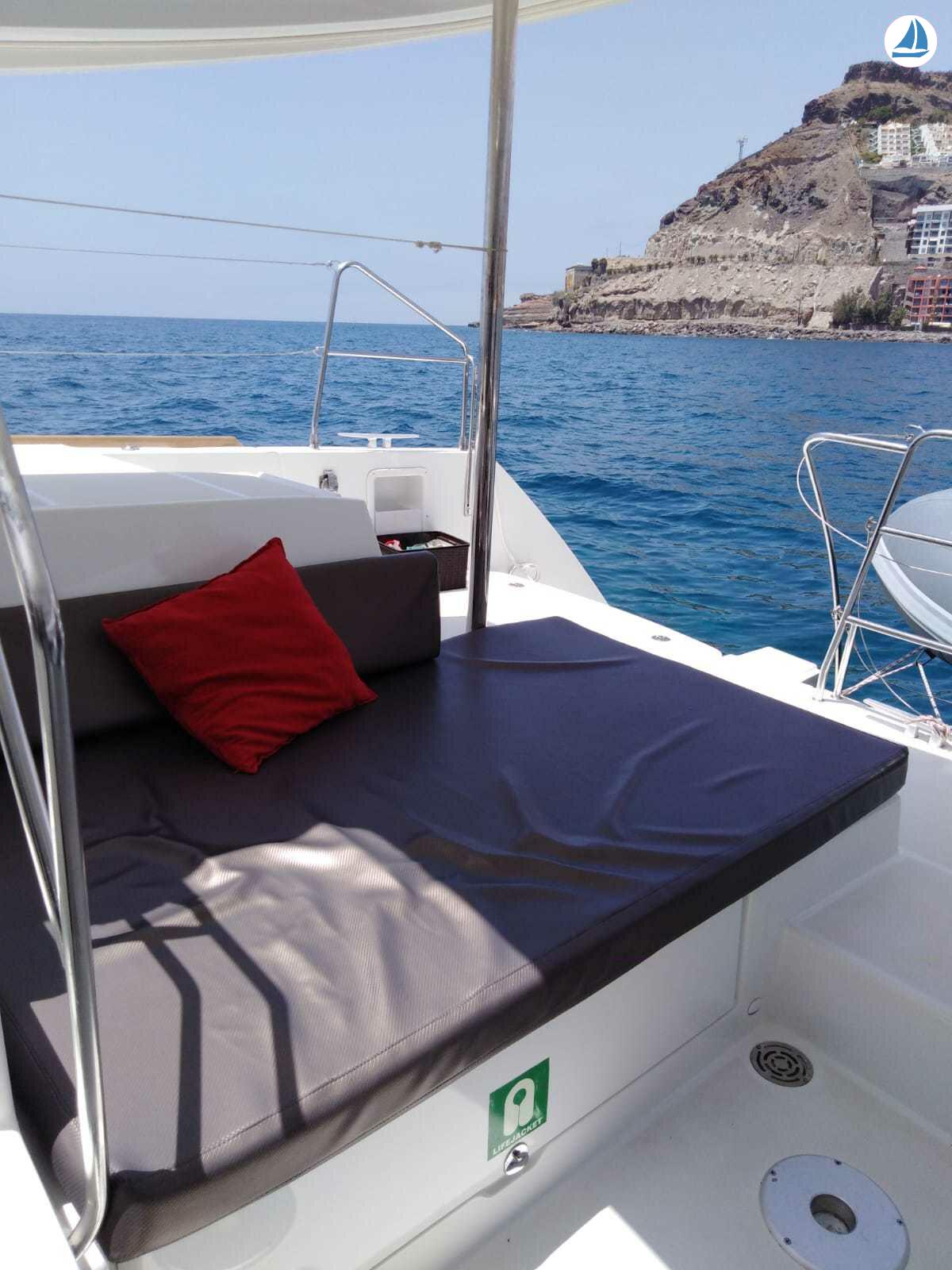 foto Lagoon 450 Sport 14