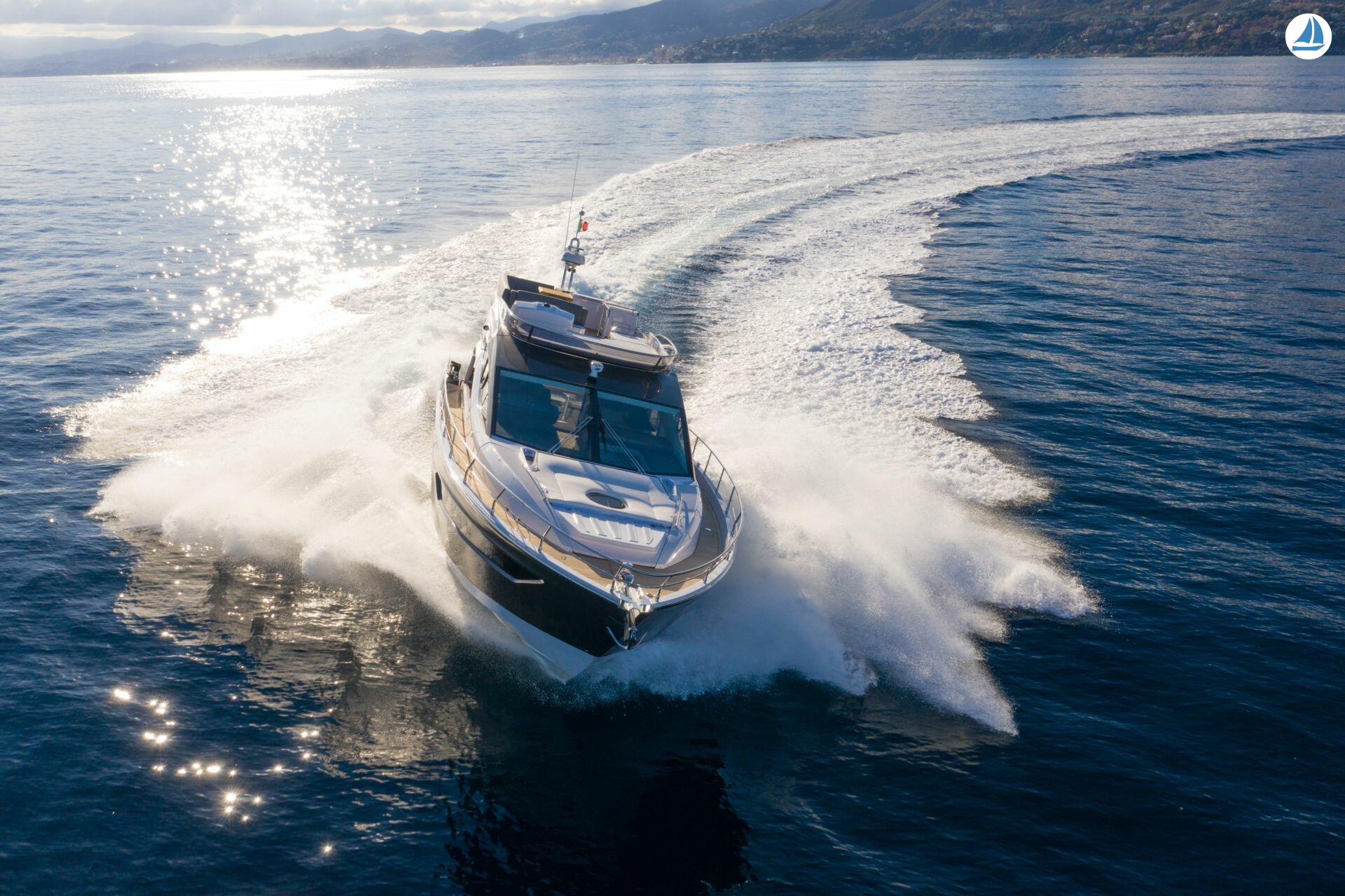 foto SESSA MARINE Flybridge 54 1