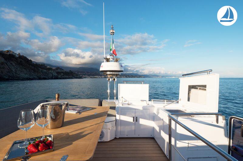 foto SESSA MARINE Flybridge 54 4