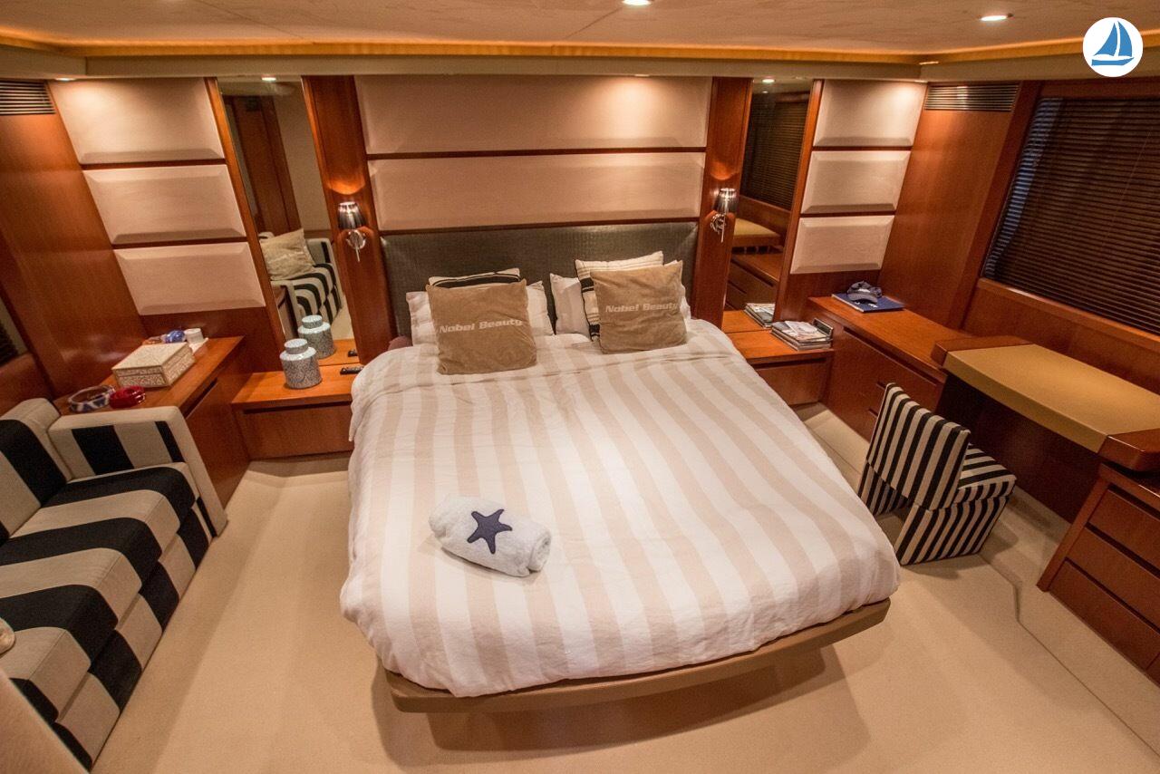 foto Princess V70 13