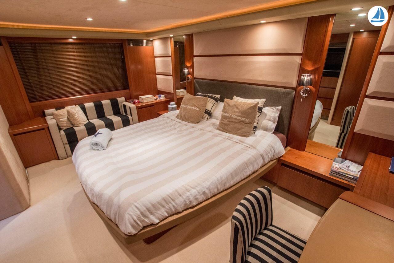 foto Princess V70 14