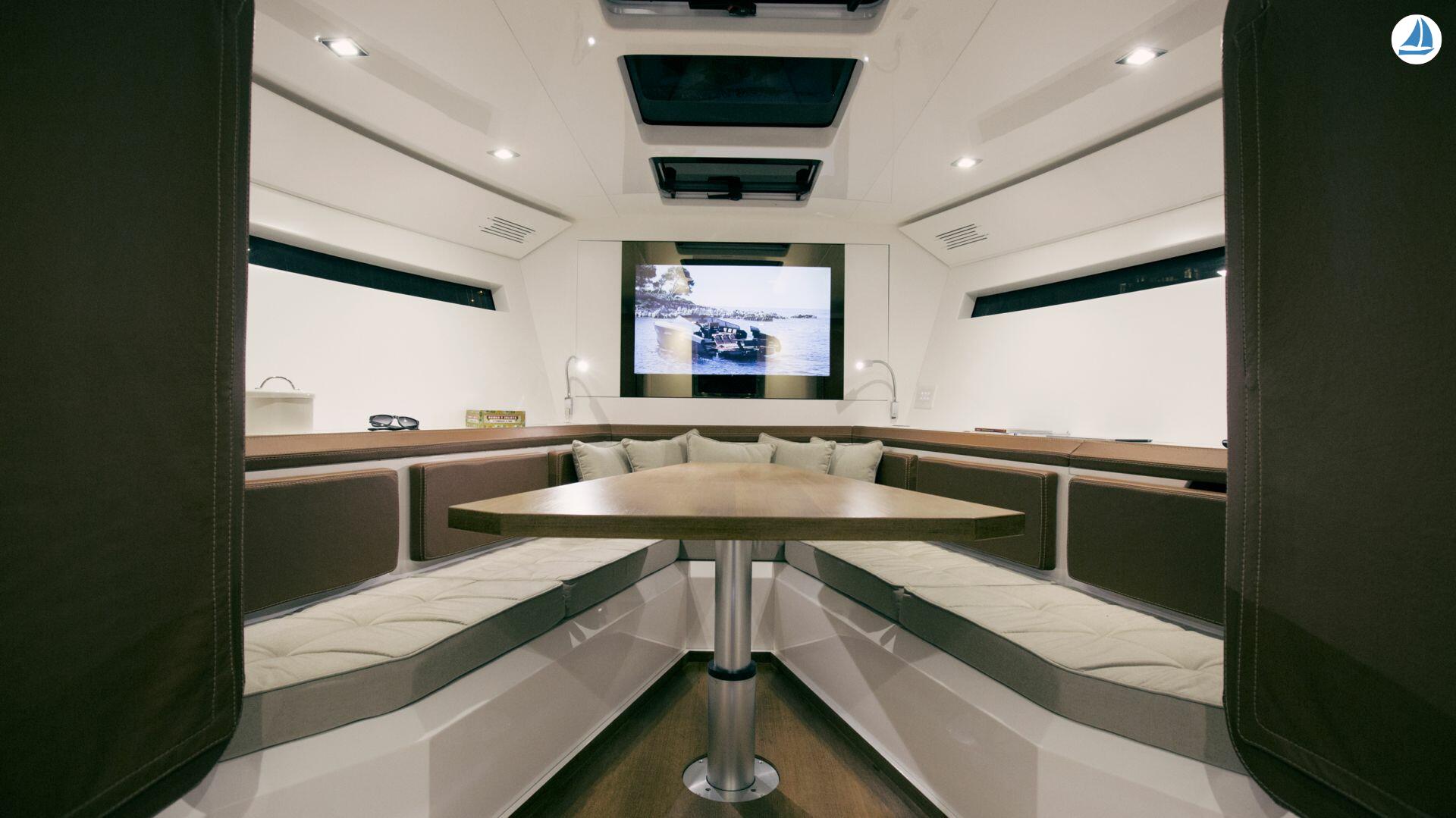 foto EVO Yachts EVO 43 6