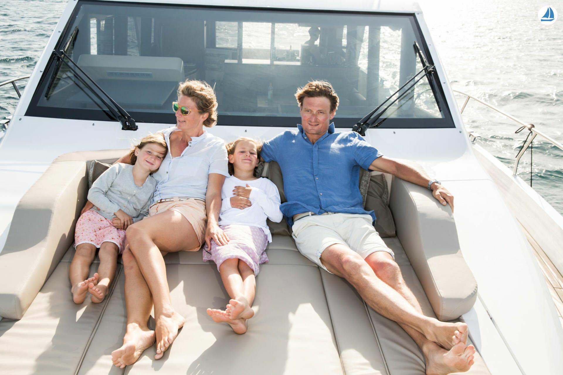 foto Sealine F530 19