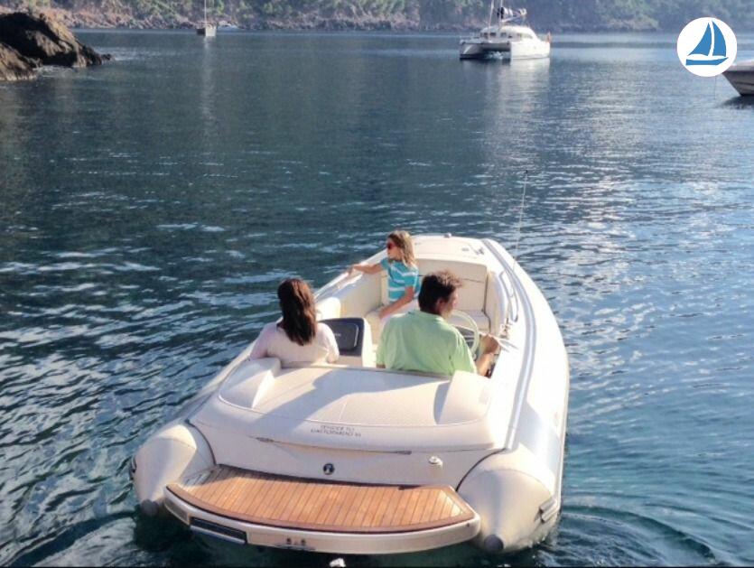 foto Avon SEASPORT 490DL 1