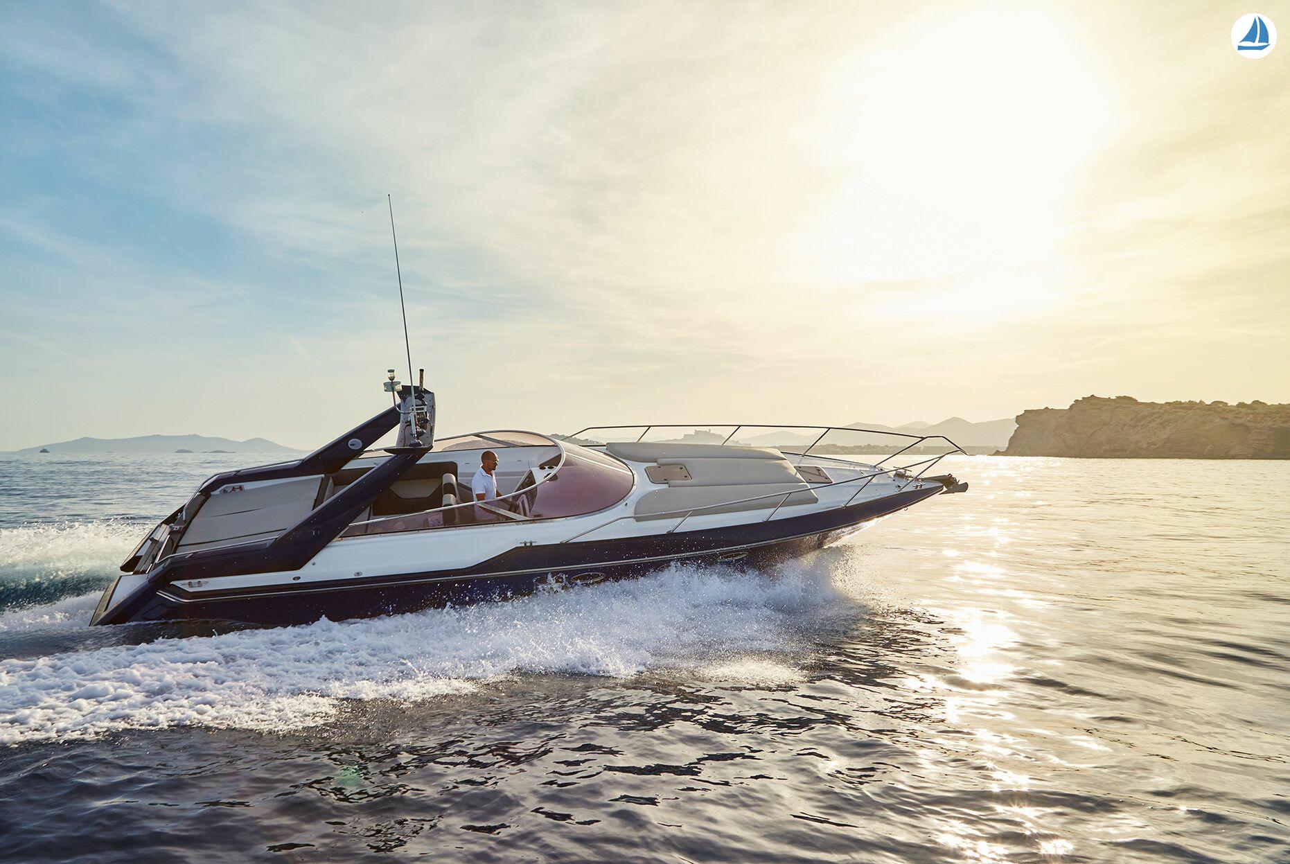 foto Sunseeker 37 TOMAHAWK 1