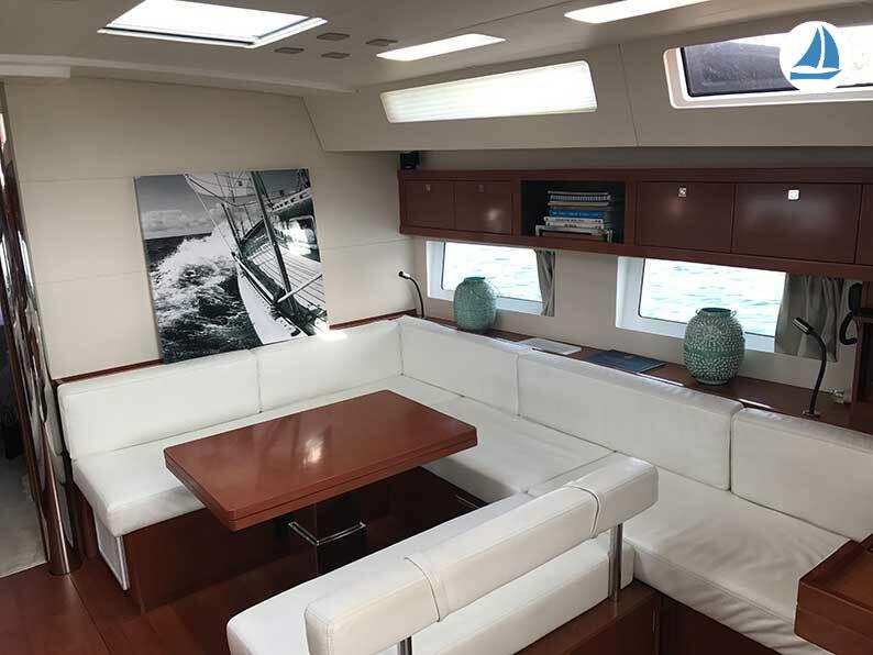 foto Beneteau OCEANIS 55 10