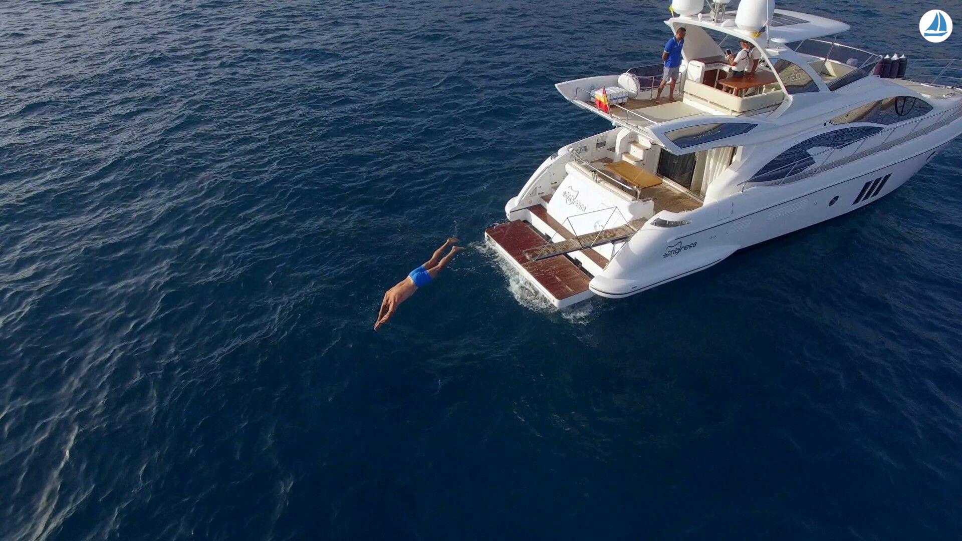 foto Azimut 60 7