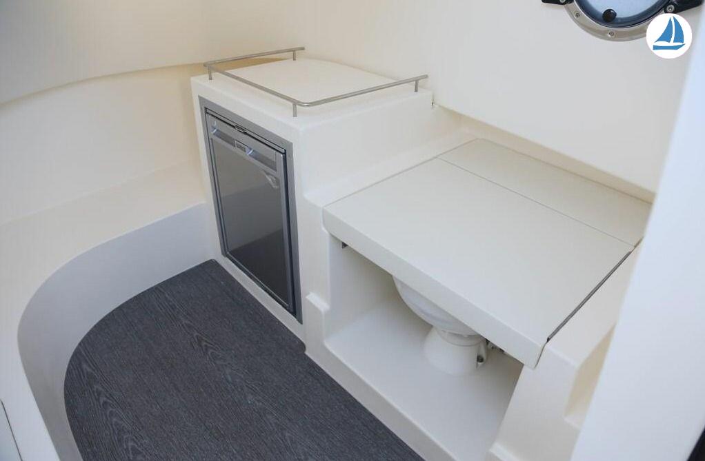 foto Capelli TEMPEST 850 3