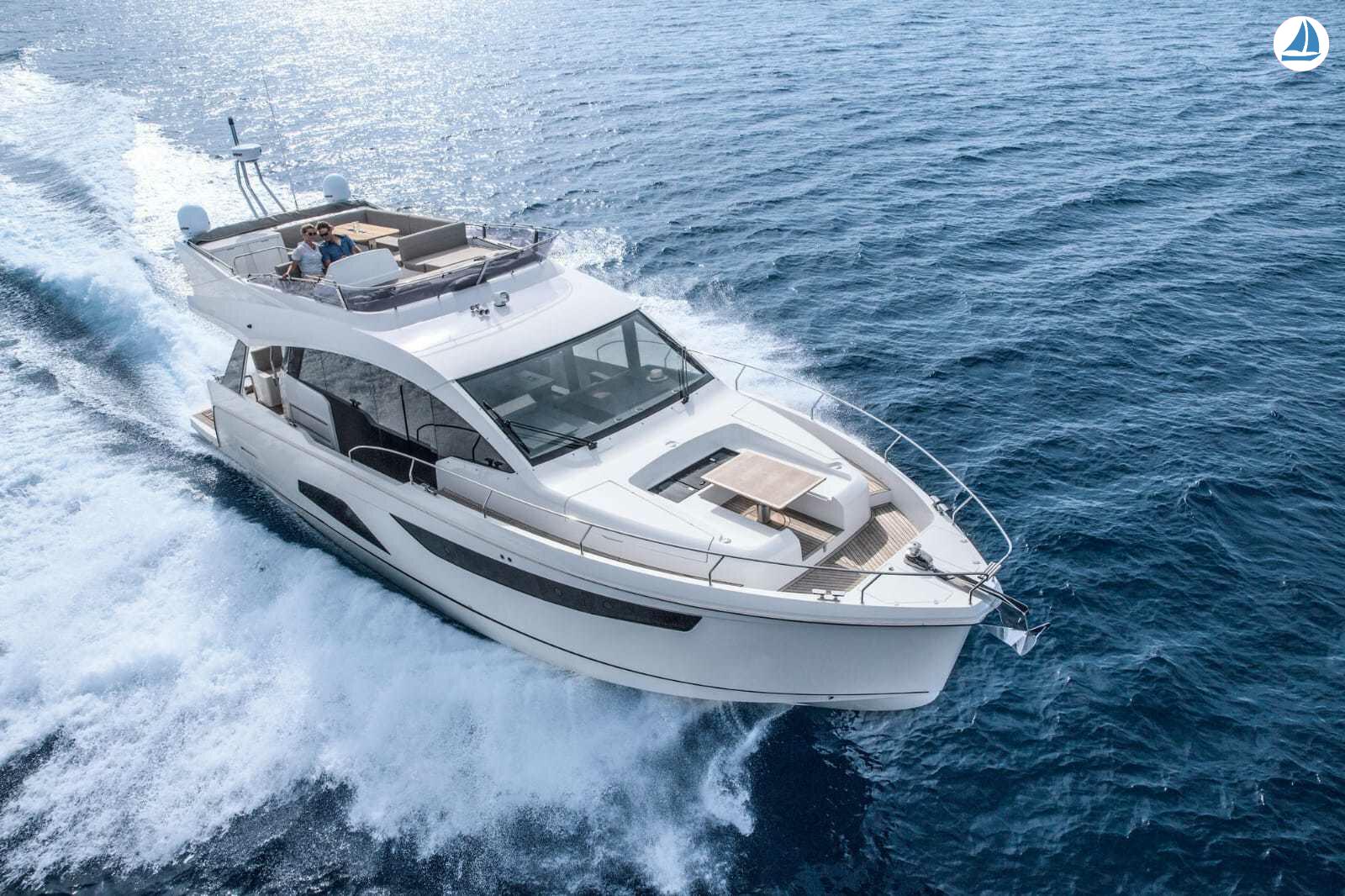 foto Sealine F530 2