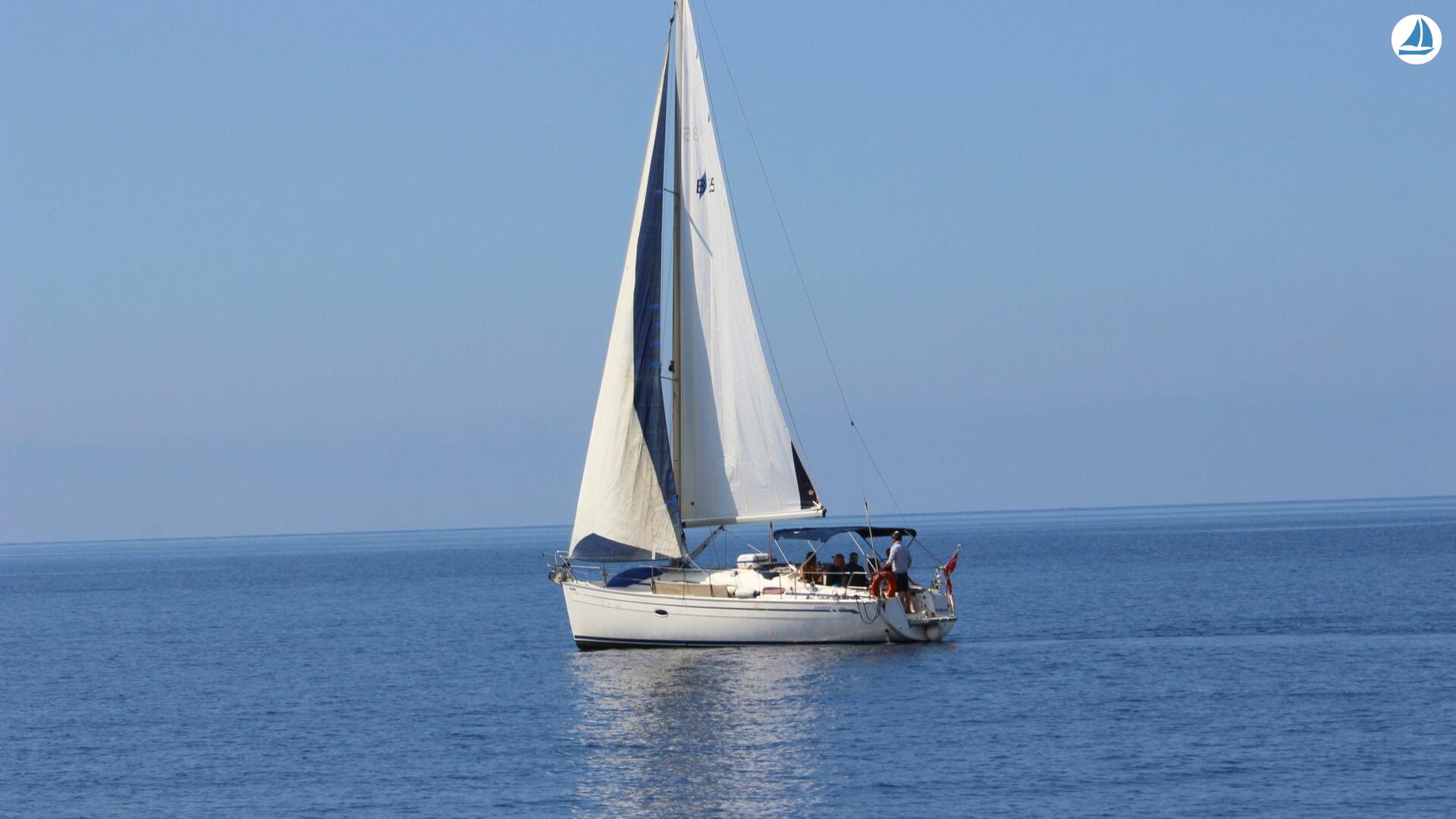 foto Bavaria 35 Sloop 2