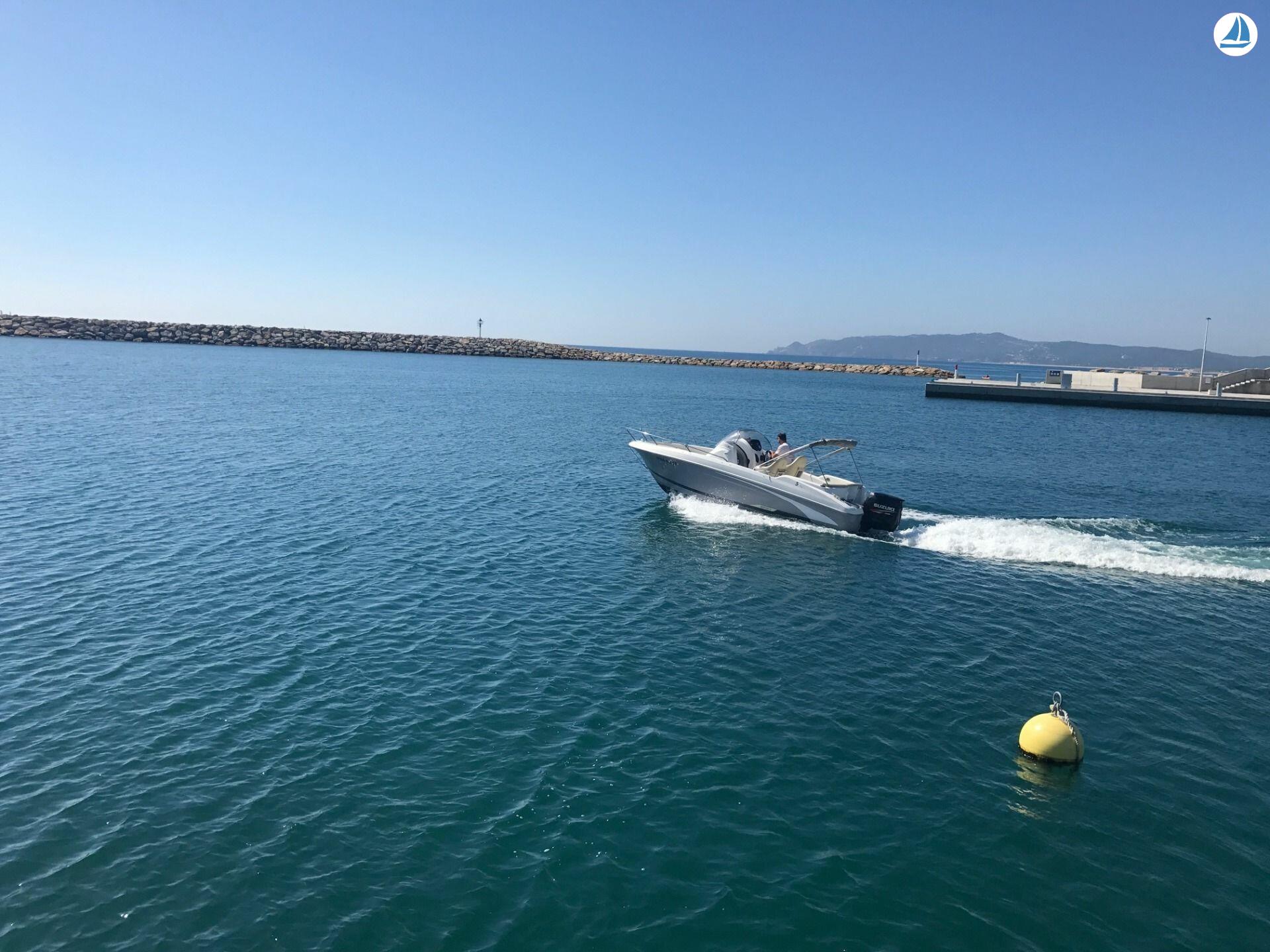 foto Beneteau FLYER 650 OPEN 3