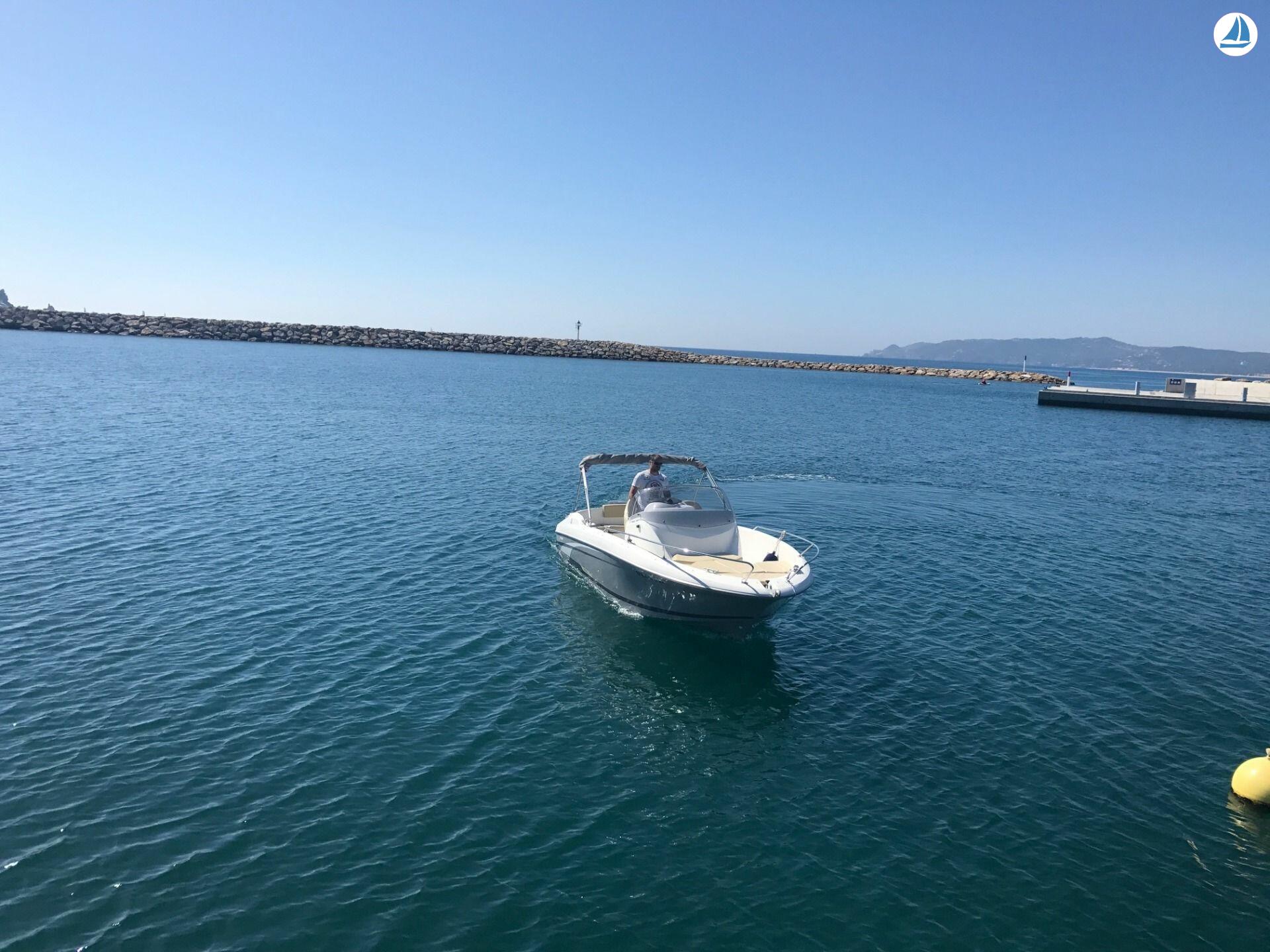foto Beneteau FLYER 650 OPEN 4